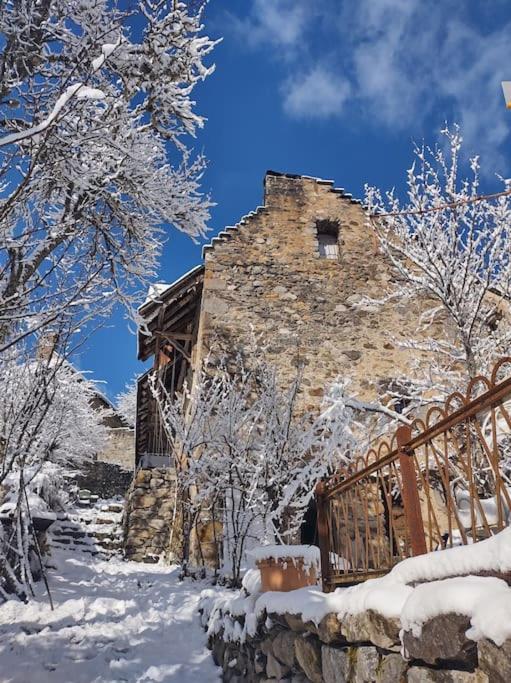 Chambre Ou Gite Dans Une Maison De Montagne - De Suzon A Zelie Entraigues  Luaran gambar